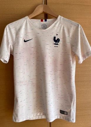 Maillot de l’Equipe de France de Foot 2018, merk: Nike, staat: Heel goed, maat: XS, € 14,90, € 16,35 inclusief Kopersbescherming