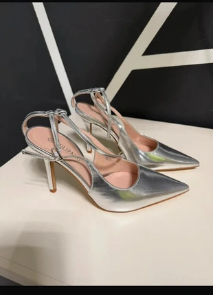 Tacchi, marke: Tulipano, zustand: Neu, mit Etikett, größe: 36, 15,00 €, 16,45 € inklusive Vinted-Käuferschutz