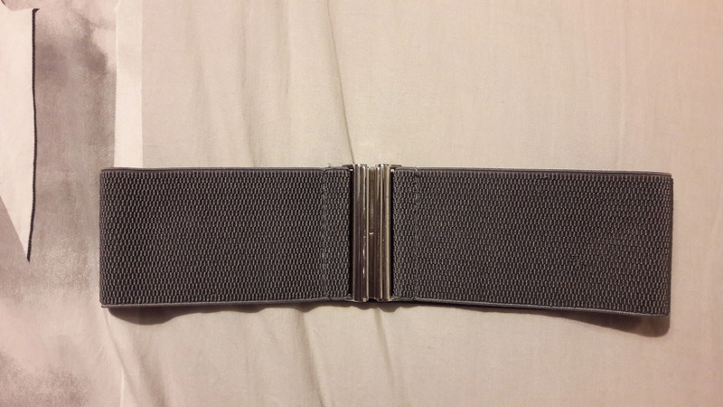 Jolie ceinture serre-taille rétro pin-up style vintage années 60 1