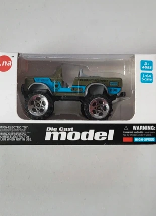 Nieuw in verpakking - Jeep auto, staat: Nieuw met prijskaartje, maat: Universeel, € 3,89, € 4,78 inclusief Kopersbescherming