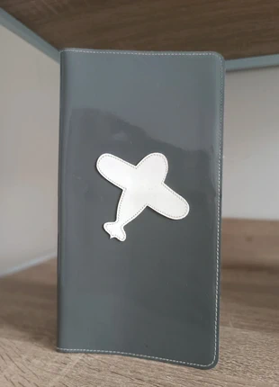 Porte documents, marque: Anne-Charlotte Goutal, état: Très bon état, 8,00 €, 9,10 € Protection acheteurs incluse