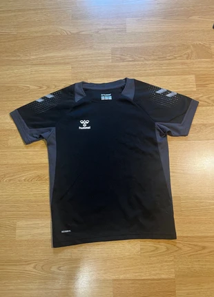 Maillot de sport - Hummel, marque: Hummel, état: Très bon état, taille: 12 ans / 152 cm, 7,50 €, 8,58 € Protection acheteurs incluse
