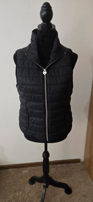 Guess Black Puffer Vest Coat Size Medium 1