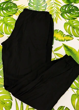 Pantaloni neri, marque: H&M, état: Très bon état, taille: S / 36 / 8, 2,00 €, 2,80 € Protection acheteurs incluse