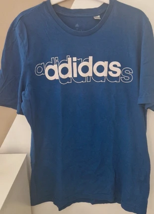T-shirt Adidas, brand: adidas, condizioni: Buone, taglia: M, €3.00, €3.85 include la Protezione acquisti