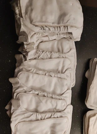 12 herbruikbare luiers met inleg, marca: TotsBots, estado: Novo com etiquetas, tamanho: 3–6 kg, €36.00, €38.50 inclui Proteção do Comprador