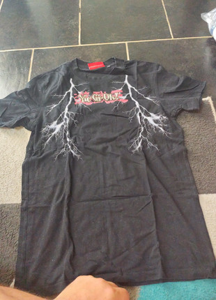 T shirt Yu-Gi-Oh S, marque: Yu-Gi-Oh!, état: Très bon état, taille: S, 2,00 €, 2,80 € Protection acheteurs incluse