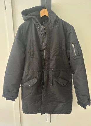 Veste d’hiver noir longue coolcat taille 42 homme, marque: CoolCat, état: Très bon état, taille: XL, 35,00 €, 37,45 € Protection acheteurs incluse