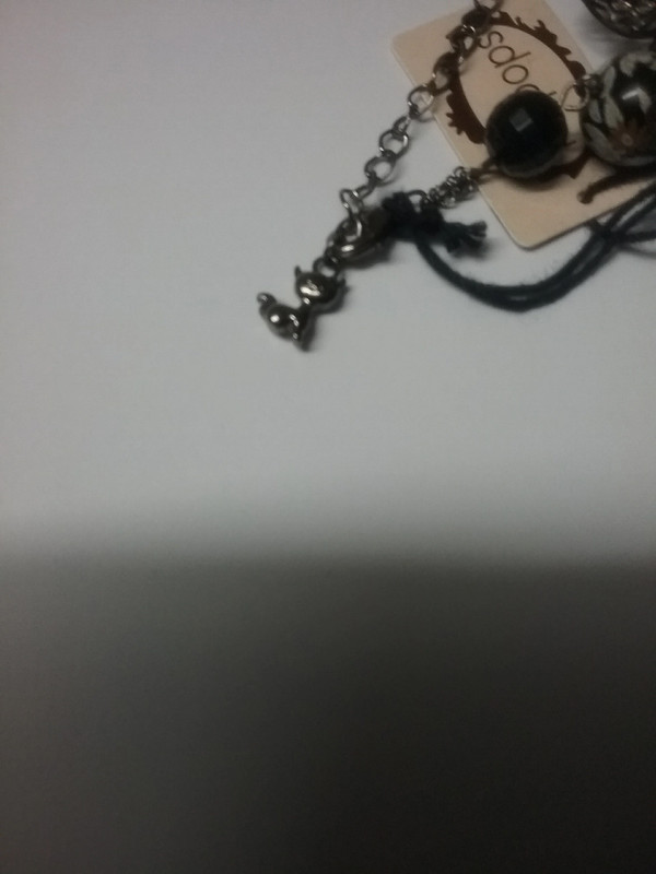 Bracelet Lilipops fleur + perles réglable.  2