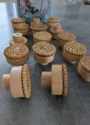 Boutons de meubles en bois et rotin, brand: Leroy Merlin, condition: New without tags, €2.00, €2.80 includes Buyer Protection