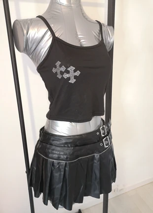 Top court débardeur Goth Strass, marque: alt goth, état: Neuf sans étiquette, taille: S / 36 / 8, 15,00 €, 16,45 € Protection acheteurs incluse