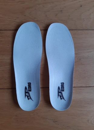 Piedro - inlegzolen leren bovenlaag - maat 40, merk: Piedro, staat: Nieuw zonder prijskaartje, maat: 40, € 1,00, € 1,75 inclusief Kopersbescherming