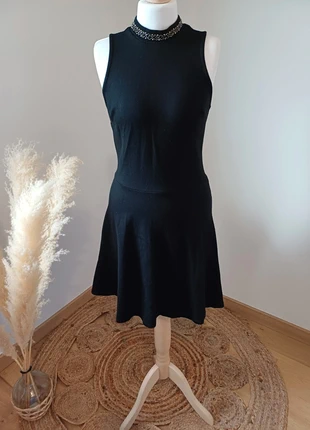 Petite robe noire patineuse chic - Superdry - T.XS (34), marke: Superdry, zustand: Sehr gut, größe: XS / 34 / 6, 15,00 €, 16,45 € beinhaltet Vinted-Käuferschutz Pro