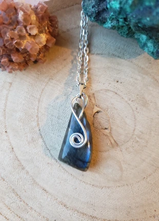 Collier labradorite wirewrapping , condition: Very good, €15.00, €16.45 includes Buyer Protection Pro
