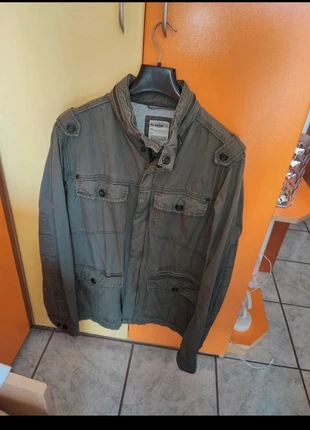 Giubbino jacket sahariana m65 da uomo nuovo, merk: Pull & Bear, staat: Nieuw zonder prijskaartje, maat: XL, € 35,00, € 37,45 inclusief Kopersbescherming