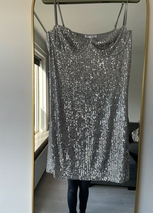 Party dress, merk: Zara, staat: Nieuw zonder prijskaartje, maat: M / 38 / 10, € 10,00, € 11,20 inclusief Kopersbescherming