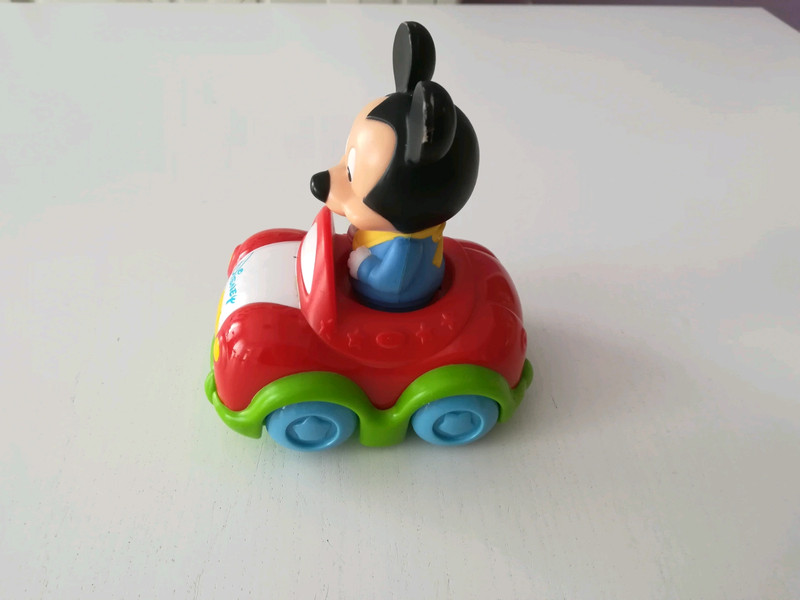 Voiture musicale Mickey