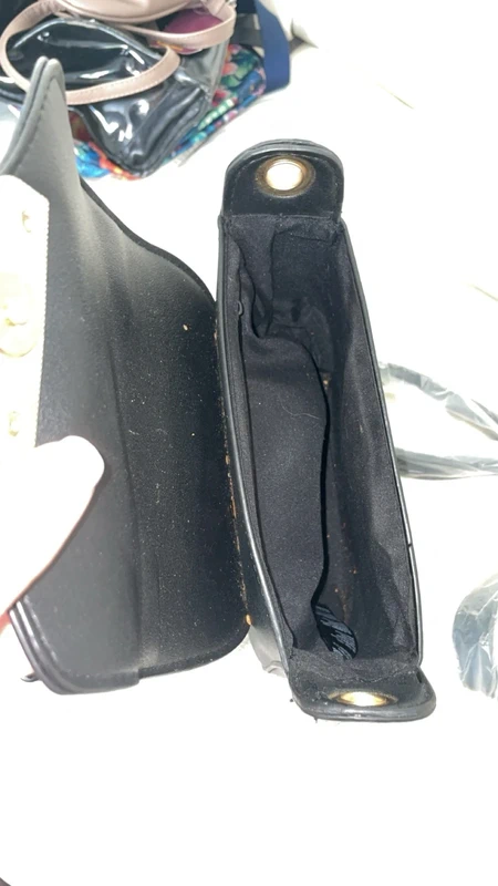 Sac à main noir élégant avec bandoulière détachable - Utilisé une seule fois ! - photo numéro 2