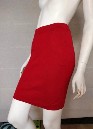 Mini Saia cintura subida elástica vermelha falda Stefanel red skirt rayon viscose jupe rouge, marca: Stefanel, estado: Muito bom, tamanho: S / 36 / 8, €7.00, €8.05 inclui Proteção do Comprador