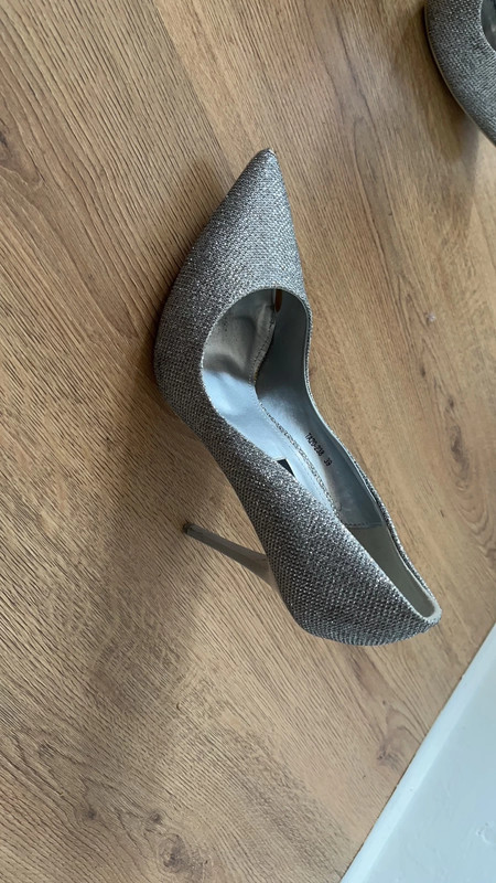 Sparkly silver shoes | Vinted