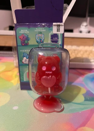 Shinwoo vampire candy series, merk: Finding Unicorn, staat: Heel goed, maat: Universeel, € 10,00, € 11,20 inclusief Kopersbescherming