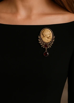 Broche style vintage, marca: Vintage, estado: Novo sem etiquetas, €8.99, €10.14 inclui Proteção do Comprador