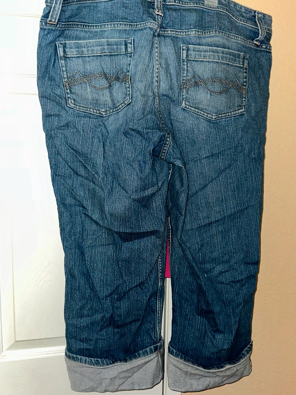 Mossimo capris jeans 4