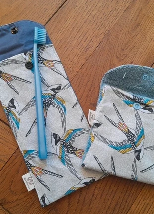 Etui à brosse à dents/ Etui à savon hirondelle, état: Neuf avec étiquette, 9,00 €, 10,15 € Protection acheteurs incluse