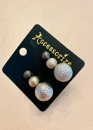 Setje van 3 oorbellen van Accessorize, merk: Accessorize, staat: Nieuw met prijskaartje, € 1,50, € 2,28 inclusief Kopersbescherming