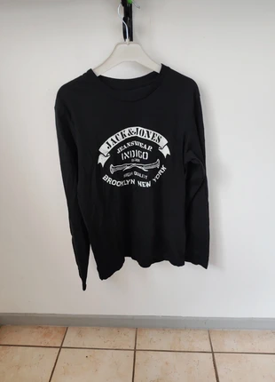 Sweatshirt Garçon Jack & Jones taille 12 ans ( 152 cm), marque: Jack & Jones, état: Neuf sans étiquette, taille: 12 ans / 152 cm, 4,00 €, 4,90 € Protection acheteurs incluse