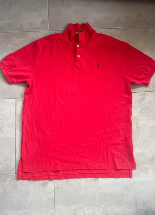 Polo Ralph Lauren Rouge logo bleu brodé taille XL très bon état, marque: Ralph Lauren, état: Très bon état, taille: XL, 15,00 €, 16,45 € Protection acheteurs incluse