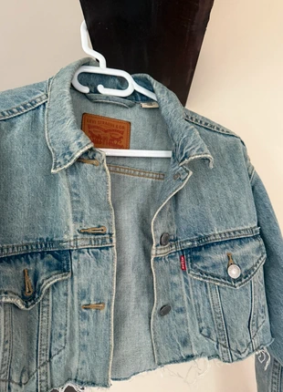 Veste en jean Levi’s, marque: Levi's, état: Très bon état, taille: S / 36 / 8, 20,00 €, 21,70 € Protection acheteurs incluse