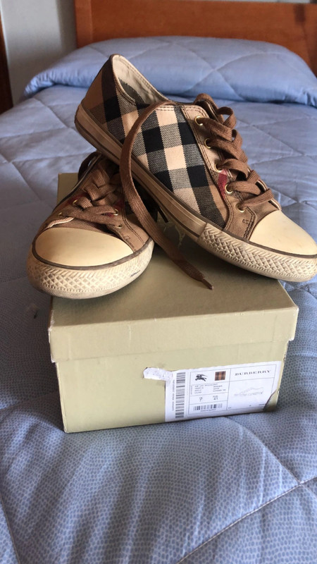 Scarpe burberry 2025