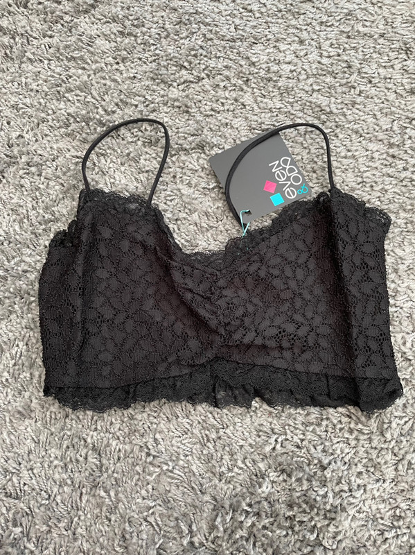 Even&odd black crop top size M