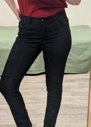 Slim-Fit Navy Jeans by Caroll – Size 36, marke: Caroll, zustand: Sehr gut, größe: S / 36 / 8, 8,00 €, 9,10 € inklusive Vinted-Käuferschutz