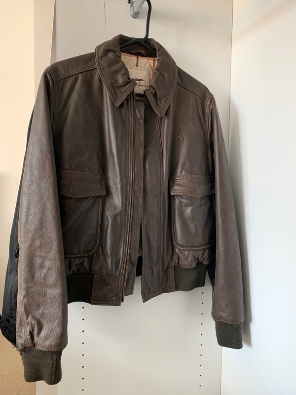 januari autobiografie In Thomas Burberry vintage leather jacket - Vinted
