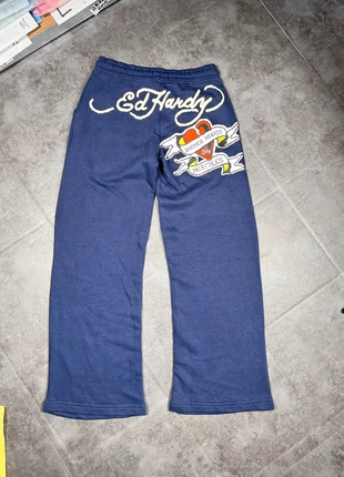 Pantalon Ed Hardy Bleu - Taille S, marke: Ed Hardy, zustand: Sehr gut, größe: S / 36 / 8, 29,99 €, 32,19 € inklusive Vinted-Käuferschutz