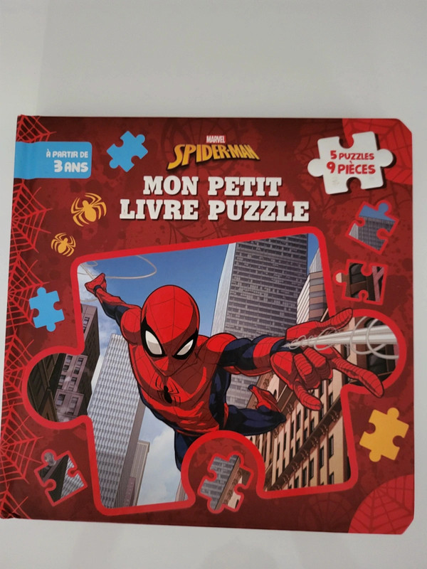 Livre 5 puzzles Spiderman