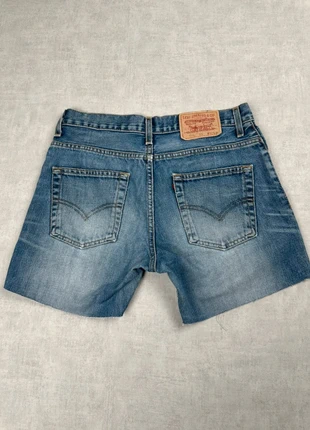 Short Lévis 516 bleu W31 L34 / taille M, merk: Levi's, staat: Heel goed, maat: M, € 15,90, € 17,40 inclusief Kopersbescherming Pro