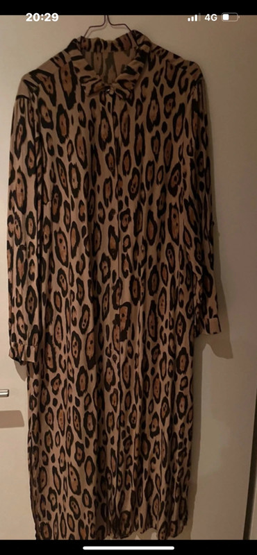 Longue robe chemisier léopard 3