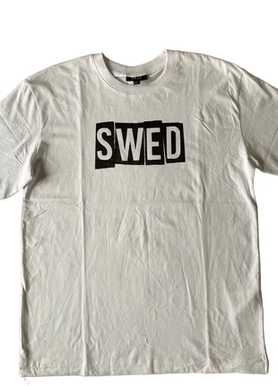 T-shirt oversize SWED, marque: Fait Main, état: Neuf sans étiquette, taille: L, 25,00 €, 26,95 € Protection acheteurs incluse
