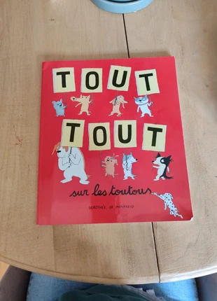 Tout tout sur les toutous, staat: Heel goed, € 2,00, € 2,80 inclusief Kopersbescherming