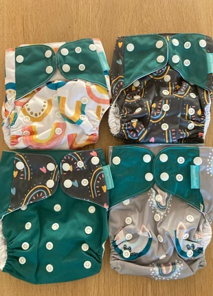 Set van 4 wasbare luiers van Happy Flute - donkergroen, marca: Happy Flute, estado: Novo com etiquetas, tamanho: 4–9 kg, €20.00, €21.70 inclui Proteção do Comprador Pro