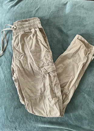 Pantalon baggy creme , brand: Bershka, condition: Very good, size: S / 36 / 8, €11.00, €12.25 includes Buyer Protection