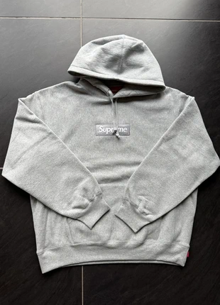 Hoodie Supreme Box Logo 2024, brand: Supreme, condition: New with tags, size: M, €220.00, €231.70 includes Buyer Protection