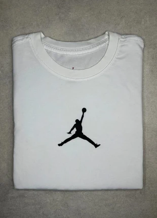 T-shirt Air Jordan blanc dri-fit logo imprimé noir taille S, brand: Jordan, condizioni: Ottime, taglia: S, €25.00, €26.95 include la Protezione acquisti