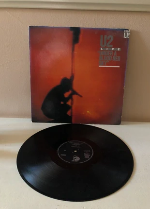 Vinyle U2, état: Très bon état, 20,00 €, 21,70 € Protection acheteurs incluse