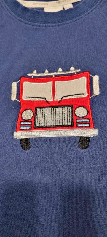 Feuerwehrauto T-Shirt Vinted |
