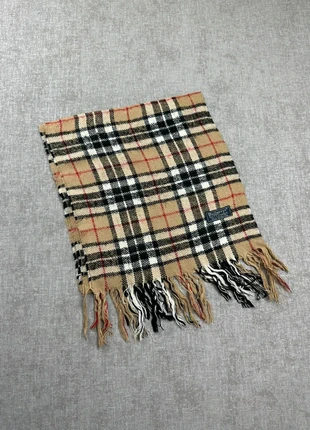 Foulard Burberry beige, merk: Burberry, staat: Heel goed, € 55,00, € 58,45 inclusief Kopersbescherming Pro