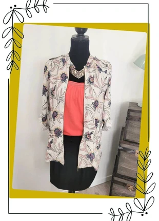 Veste Promod imprimée T34, merk: Promod, staat: Heel goed, maat: XS / 34 / 6, € 13,00, € 14,35 inclusief Kopersbescherming